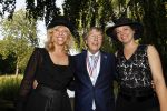 Haarzuilens 21 juni 2017
Haringparty bij kasteel de Haar. Claudia de Breij met partner en vader