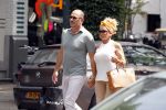 Amsterdam 21 juni 2017
Connie Witteman met haar verloofde Eugene v Dun op de cornelis schuytstraat