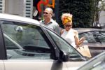 Amsterdam 21 juni 2017
Connie Witteman met haar verloofde Eugene v Dun op de cornelis schuytstraat
