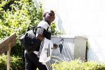 Amsterdam 15 juni 2017   
De vader van Memphis Depay Dennis loopt naar zijn huis.