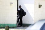 Amsterdam 15 juni 2017   
De vader van Memphis Depay Dennis loopt naar zijn huis.