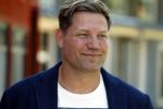 Laren 15 mei 2017
De wereld rond met 80 jarigen van sbs6 gepresenteerd door Dennis v d Geest