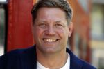 Laren 15 mei 2017
De wereld rond met 80 jarigen van sbs6 gepresenteerd door Dennis v d Geest