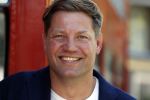 Laren 15 mei 2017
De wereld rond met 80 jarigen van sbs6 gepresenteerd door Dennis v d Geest