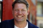 Laren 15 mei 2017
De wereld rond met 80 jarigen van sbs6 gepresenteerd door Dennis v d Geest