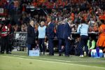 Rotterdam 9 juni 2017
Nederland - Luxemburg in de kuip . De wedstrijd dat Wesley Sneijder record international wordt en waar Ruud Gullit en Dick Advocaat voor het eerst bondscoach en assistent zijn. Yolanthe Sneijder Cabau zit op de tribune met zoons Jessey en Xess Xava