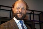 Rotterdam 16 juni 2017
Opening blushing Rotterdam van Gordon . Gordon met Eduard Schaapman