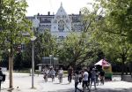 Amsterdam 23 mei 2017 
Estelle Cruijff haar nieuwe appartement aan het vondelpark