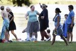 Amsterdam Amsterdamse Bos 17 juni 2017
Vincent Croiset met zijn zoons , zijn vriendin Tina de Bruin en hun baby Teddy , Annemarie Jung en Eva v d Gught met man en dochter