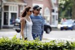 Laren 4 juni 2017
Ferri Somogyi met zijn nieuwe vriendin  NoÃ«lle van Stek  in het centrum van Laren.