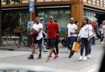 Amsterdam 29 mei 2017 
Georgino Wijnaldum met vrienden/ familie op de pc hooftstraat