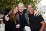 Rotterdam 16 juni 2017
Opening blushing Rotterdam van Gordon . Gordon met Bennie Dekker en zijn vrouw