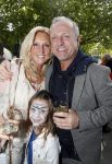 Rotterdam 16 juni 2017
Opening blushing Rotterdam van Gordon . Gordon met beste vriendin
