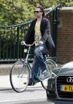 Amsterdam 23 mei 2017
Hans Teeuwen op de fiets in Amsterdam