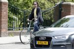 Amsterdam 23 mei 2017
Hans Teeuwen op de fiets in Amsterdam