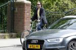 Amsterdam 23 mei 2017
Hans Teeuwen op de fiets in Amsterdam