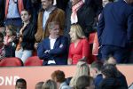 Rotterdam 9 juni 2017Hans v Breukelen met zijn vriendin Carolein op de trivbune bij Nederland - Luxemburg in de kuip
