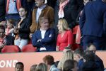 Rotterdam 9 juni 2017Hans v Breukelen met zijn vriendin Carolein op de trivbune bij Nederland - Luxemburg in de kuip