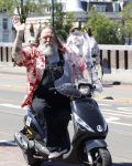 Amsterdam 26 mei 2017
Henk Schiffmacher op zijn scooter