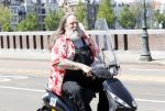 Amsterdam 26 mei 2017
Henk Schiffmacher op zijn scooter