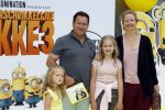 Amsterdam 17 juni 2017  
Premiere verschrikkelijke ikke in pathe arena. Hielke Bierman met man en kinderen