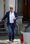 Amsterdam 22 mei 2017 
Huub Stapel bellend op straat