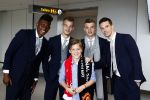 Schiphol Stockholm 24 mei 2017
Vertrek supporters Ajax naar Stockholm. Jack v gelder met zoon en kleinzoon