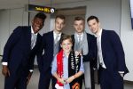 Schiphol Stockholm 24 mei 2017
Vertrek supporters Ajax naar Stockholm. Jack v gelder met zoon en kleinzoon