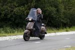 Weesp 23 mei 2017
Jara Soede op har vespa scooter