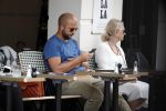 Amsterdam 15 juni 2017  
John Karthaus en zijn zwangere vrouw Carolien Spoor op terras