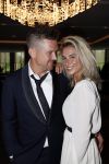 Utrecht 11 juni 2017
Gala van Wesley Sneijder in het v d Valk Hotel Utrecht. Johnny de Mol met zijn vriendin Anouk v Schie
