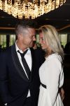 Utrecht 11 juni 2017
Gala van Wesley Sneijder in het v d Valk Hotel Utrecht. Johnny de Mol met zijn vriendin Anouk v Schie