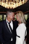 Utrecht 11 juni 2017
Gala van Wesley Sneijder in het v d Valk Hotel Utrecht. Johnny de Mol met zijn vriendin Anouk v Schie