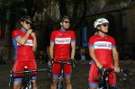 Alkmaar 17 mei 2017
Olcay Gulsen Leontie v Moorsel en Simon Keizer fiets voor de kankerbestrijding