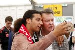 Schiphol Stockholm 24 mei 2017
Vertrek supporters Ajax naar Stockholm. Ali B en Louis v Gaal