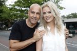 Hilversum 30 mei 2017
Boek presentatie Mental Theo ( Theo Nabuurs) in de vorstin. Zijn vrouw Maaike Jansen