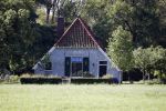 Eefde 26 mei 2017
Boerderij / huis van Matthijs v Nieuwkerk. Een konijn wordt door een hond achterna gezeten.