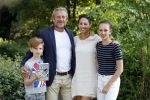 Haarzuilens 1 juni 2017
Maureen du Toit met vriend en hun kinderen tijdens presentatie van haar boek.