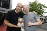 Hilversum 30 mei 2017
Boek presentatie Mental Theo ( Theo Nabuurs) in de vorstin. theo met Charly Lownoise Ramon Rollfs