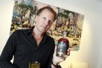 Amsterdam 16 juni 2017
Presentatie nieuwe vodka van Michiel Mol Caramol in de gallery van Joseph Klibansky op de pc hooftstraat