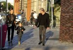 Nieuwegein 10 juni 2017
Feest voor Wesley Sneijder bij Will's in nieuwgein tbv het feit dat hij recordinternational voor nederland is geworden. Peter Bakker met zijn vrouw Natasha Poly en hun dochter
