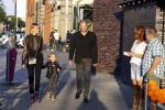 Nieuwegein 10 juni 2017
Feest voor Wesley Sneijder bij Will's in nieuwgein tbv het feit dat hij recordinternational voor nederland is geworden. Peter Bakker met zijn vrouw Natasha Poly en hun dochter