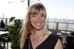 Zandvoort 1 juni 2017 
Boekpresentatie Peter Romer en zijn vrouw Anette Hock in standtent Rapa Nui . Hun kinderen waaronder Thijs en Nienke kregen het eerste boek. Nienke met dochter