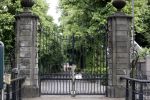 Den Haag 5 juni 2017
Paleis Huis ten Bosch wordt helemaal verbouwd. Het staat helemaal in de steigers.