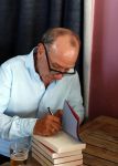 Zandvoort 1 juni 2017 
Boekpresentatie Peter Romer en zijn vrouw Anette Hock in standtent Rapa Nui . Hun kinderen waaronder Thijs en Nienke kregen het eerste boek.