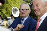 Haarzuilens 21 juni 2017
Haringparty bij kasteel de Haar. Pieter v Vollenhoven met Nick Dijkman