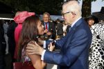 Haarzuilens 21 juni 2017
Haringparty bij kasteel de Haar. Pieter v Vollenhoven. Met Emelie v Kaam