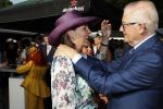 Haarzuilens 21 juni 2017
Haringparty bij kasteel de Haar. Pieter v Vollenhoven. Met elsemieke Havinga