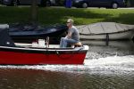 Amsterdam 29 mei 2017 
Rijk de Gooijer jr in de sloep / boot van zijn vader Rijk de Gooijer sr