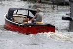 Amsterdam 29 mei 2017 
Rijk de Gooijer jr in de sloep / boot van zijn vader Rijk de Gooijer sr